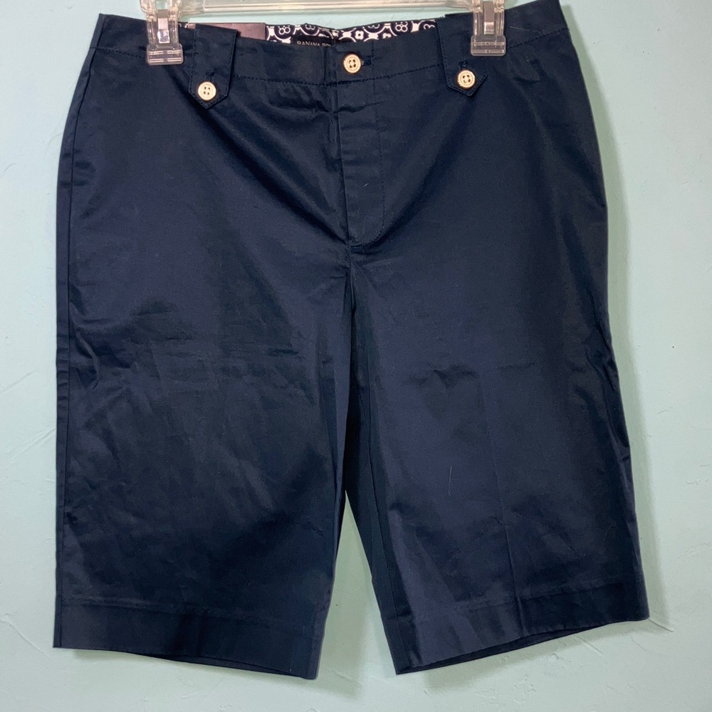 Banana Republic Navy Bermuda Shorts with Button Accents women’s size 6
